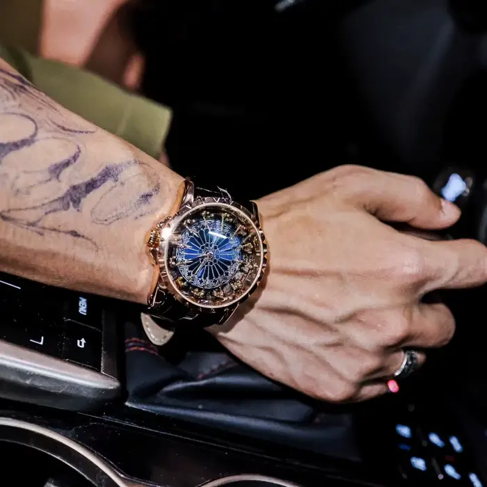 Montre pour homme luxueuse et élégante