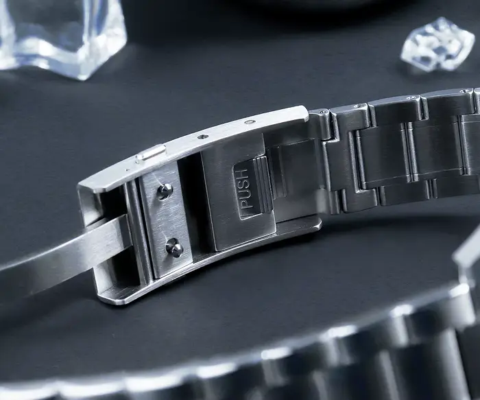 Cronos – montre-bracelet automatique pour hommes