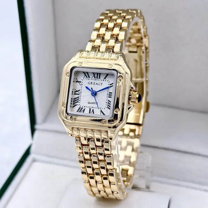 Nouvelles femmes montre lumière marque de luxe affaires or acier inoxydable dames mode montres à Qua