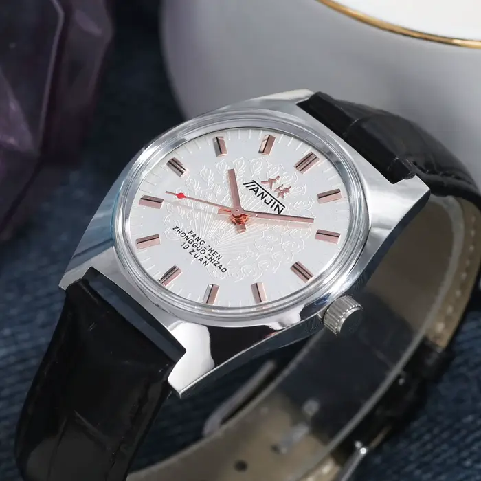 Montre mécanique à remontage manuel pour hommes