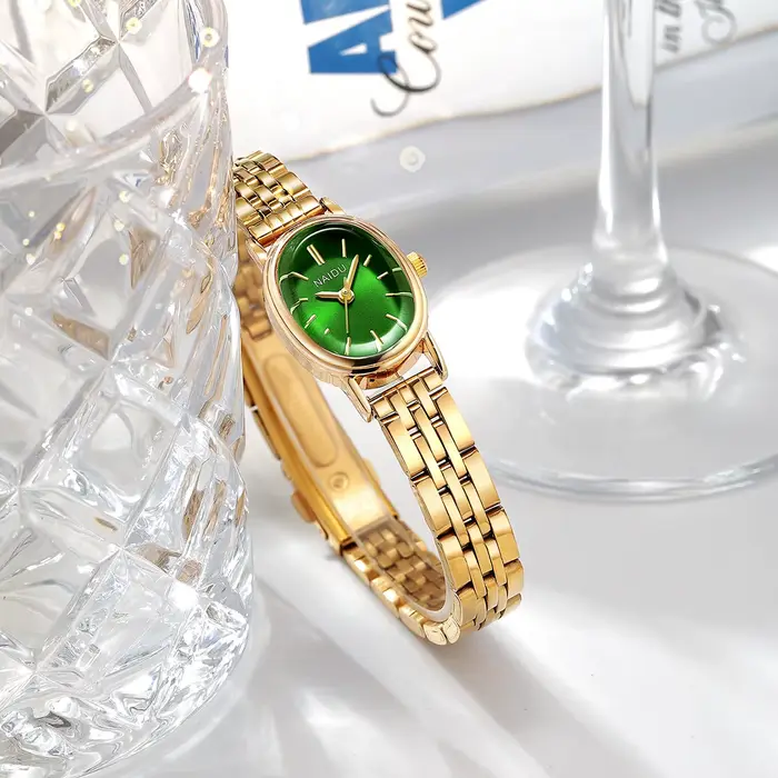 Montre à quartz artistique et polyvalente