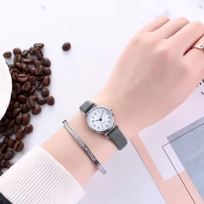 Montres dames amant 2025 nouveauté bracelet en cuir élégant mode femmes montre montre-bracelet à Quartz décontractée