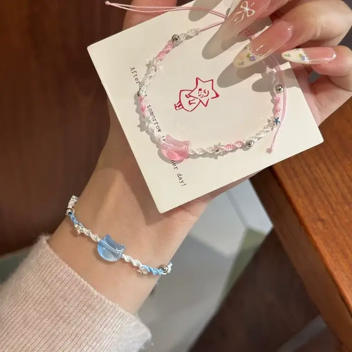 Bracelet noir minimaliste