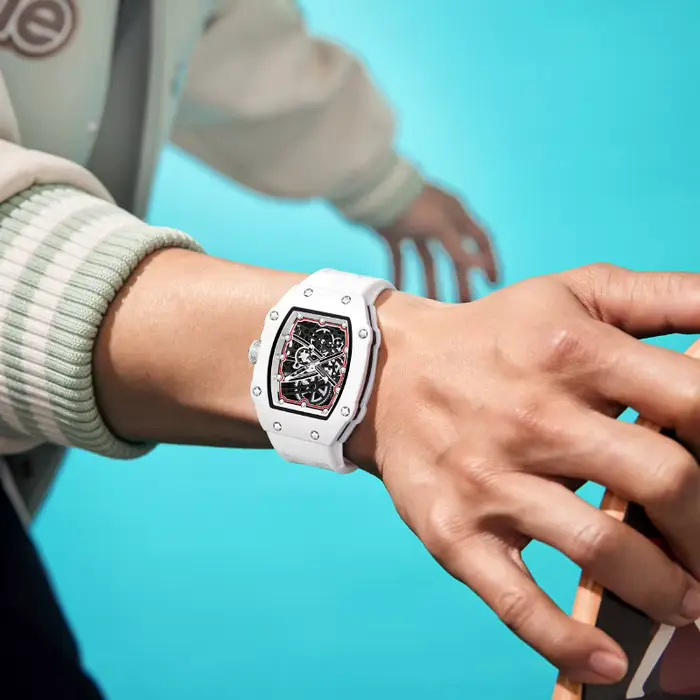 Nouvelles montres à quartz pour hommes ultra-fines