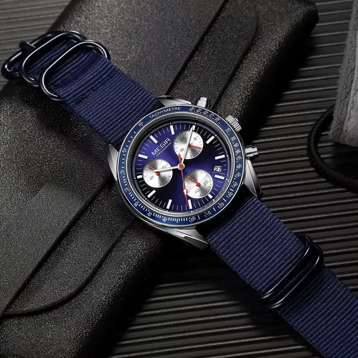 MEGIR Quartz chronographe montres hommes étanche Sport montre-bracelet hommes avec mode bracelet en