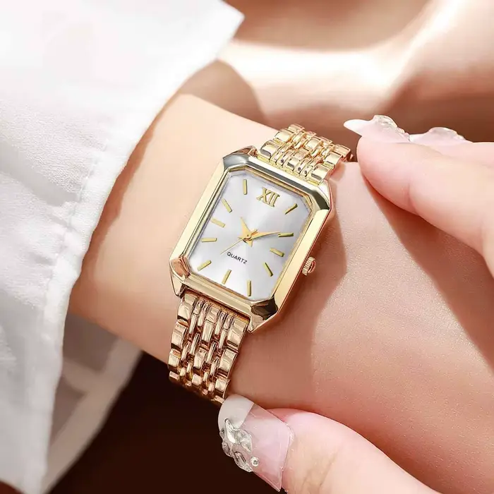 Montre à Quartz Rectangulaire pour Femmes Accessoire Mode Élégant Bracelet Alliage Précision Horlogère Occasions Spéciales