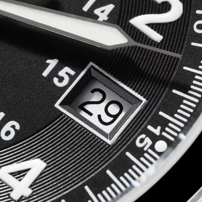 Montre Militado ML08 Quartz Ronda 515 Saphir Dôme Élégante pour Hommes Occasions Spéciales