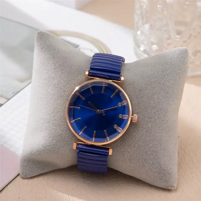 Montre à quartz de luxe Treasure Blue Single Cristal pour dames casual en acier inoxydable bracelet extensible Mode Femmes Dress Montres Horloge
