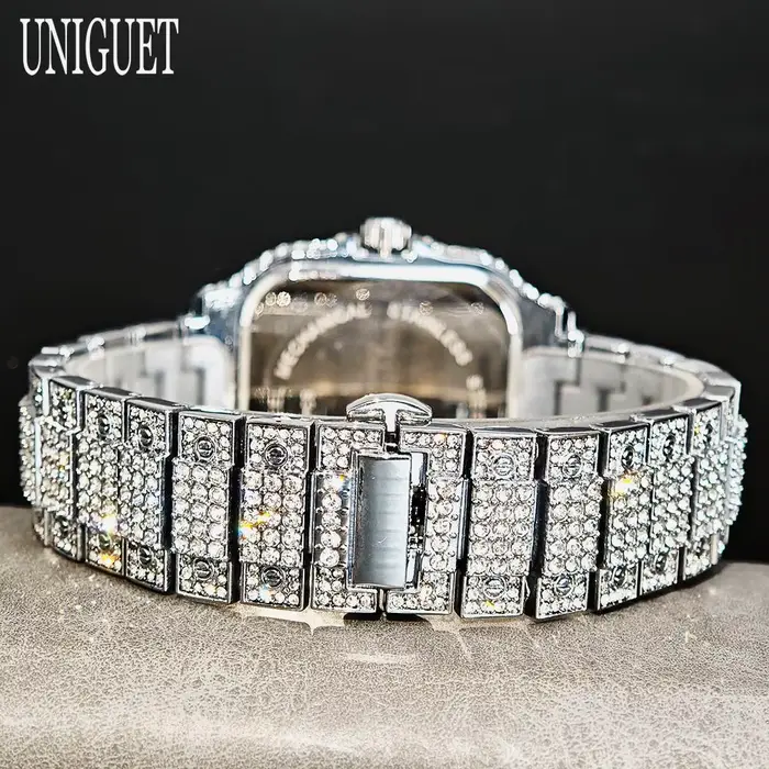 Montre de luxe carrée en acier inoxydable avec affichage lumineux et date automatique pour hommes mode Hip Hop occassions spéciales