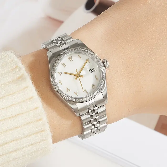 Montre de luxe pour femmes, chiffres arabes, boîtier en acier, couronne de marque étanche, montre-bracelet pour dames