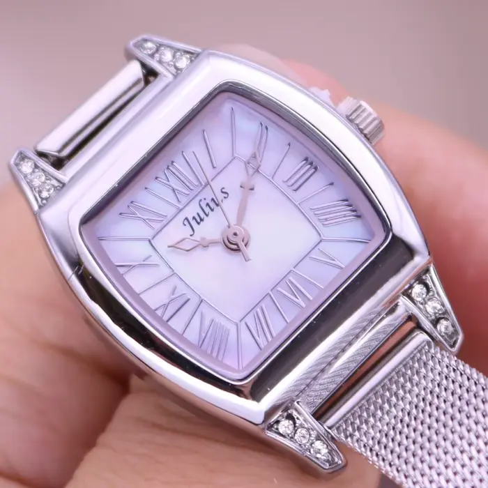 Julius Lady femme petite montre dorée nacre mode heures robe chaîne en acier inoxydable école OL fille anniversaire boîte-cadeau