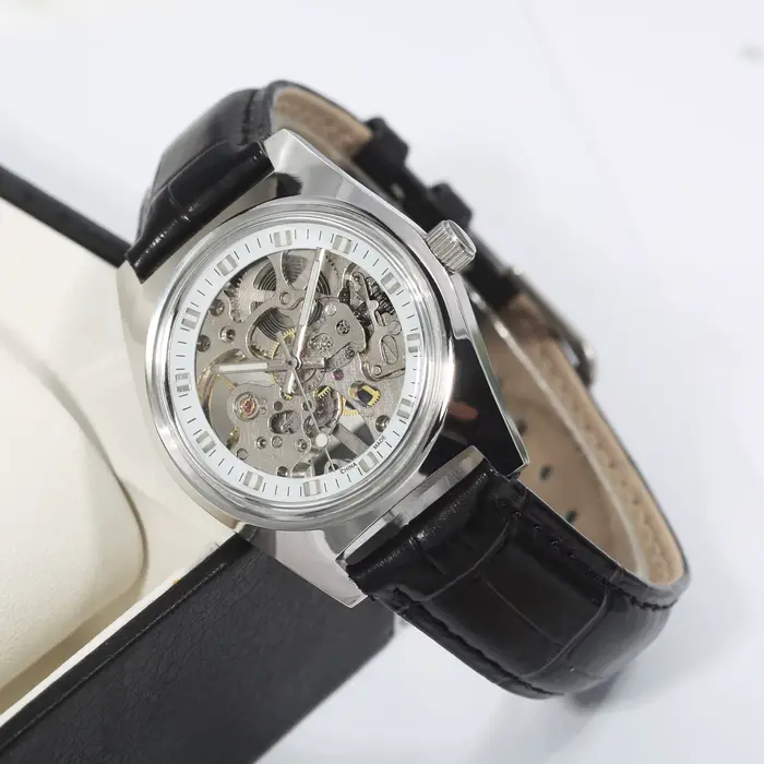 Montres Skull, montre mécanique rétro punk