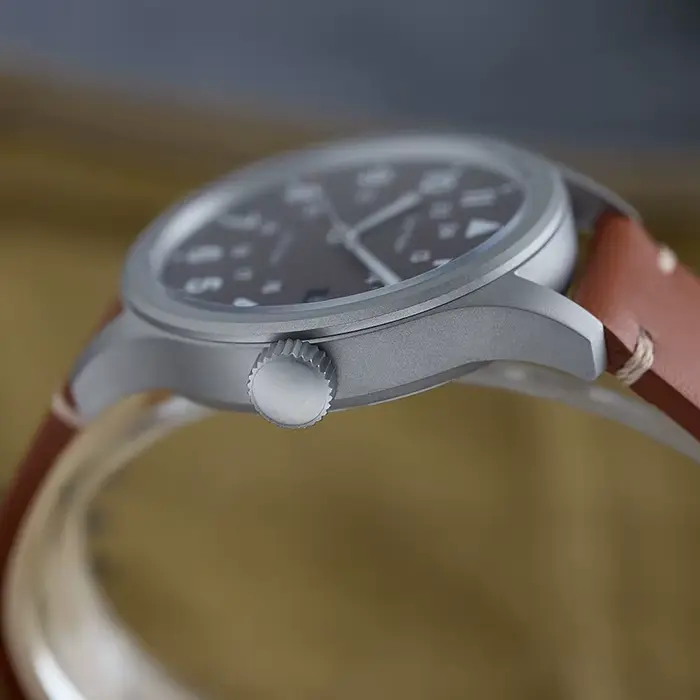 Montre à quartz militaire Baltany S2082, date, batterie, étanche 100M, rétro, en cuir, pour le travail, le bureau, usage quotidien, grands chiffres