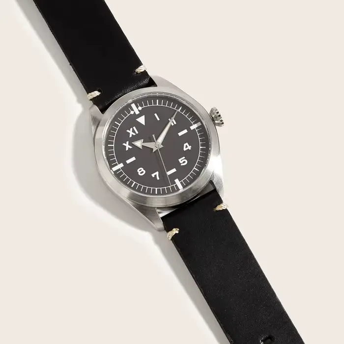 Montre Miyota 8215 à cadran californien pour homme avec mouvement mécanique et bracelet en cuir élégant pour activités extérieures et occasions quotidiennes