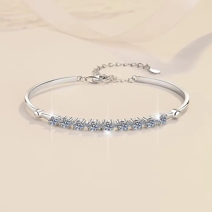 Bracelet plaqué or blanc S925 avec Moissonite couleur D 9*0,1 ct élégant pour femmes occasions spéciales soirée cadeau
