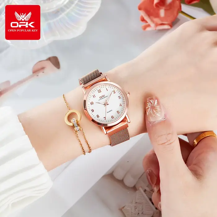 Montre OPK 8115 Quartz Femme Élégante Bracelet Acier Maillé Occasions Spéciales Pratique Résistante À L'Eau