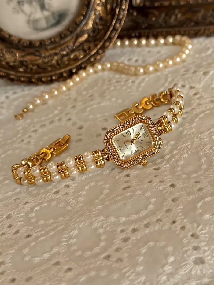 Nouvelle montre élégante rétro pour femmes