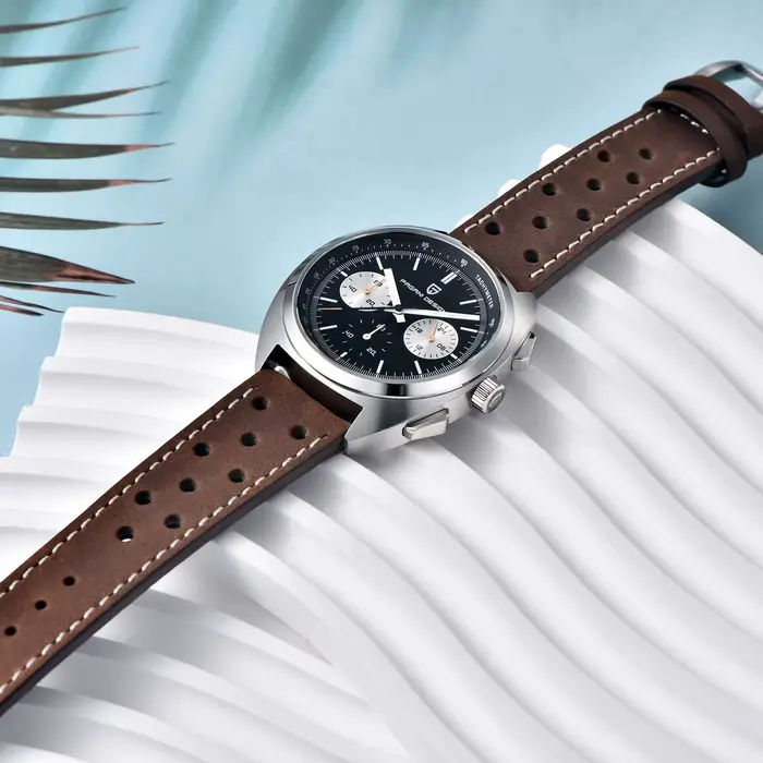 Montre-bracelet à quartz PAGANI DESIGN rétro sport avec cadran panda en acier inoxydable pour hommes résistante à l'eau et aux activités quotidiennes