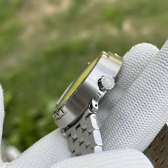 STEELDIVE nouveau en SD1975C hommes automatique montre de plongée 300m étanche mécanique montre-bracelet horloge lumineuse saphir miroir