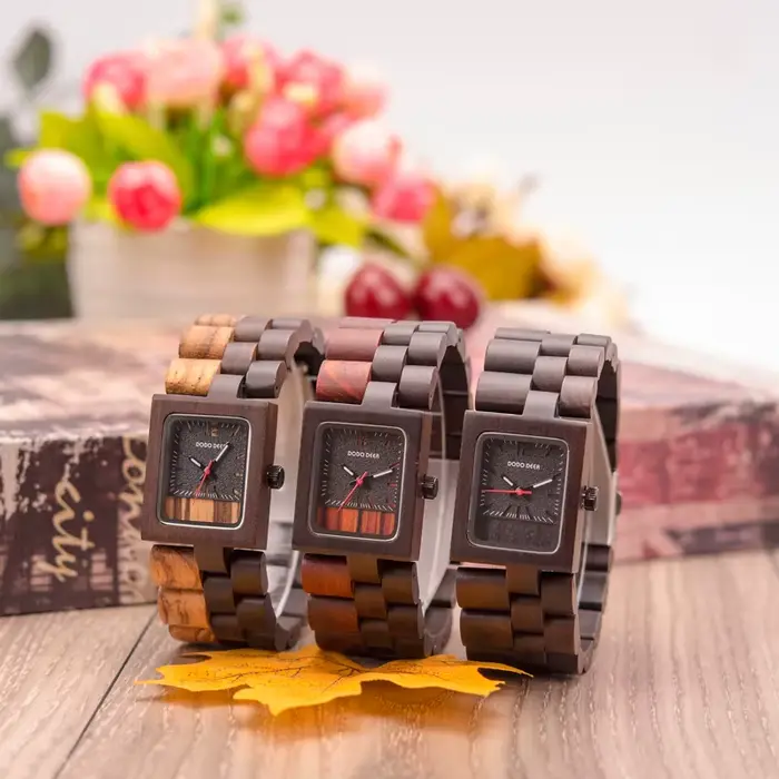 Montre-bracelet en bois d'ébène Quartz élégante pour femmes occasions spéciales mode et casual résistante à l'eau avec fermoir caché à bouton-poussoir