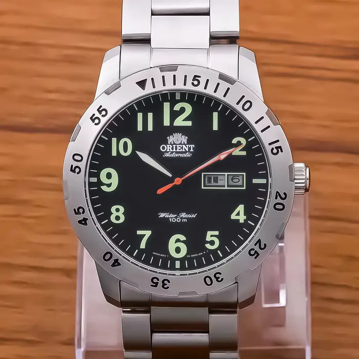Montre mécanique automatique universelle pour homme et femme 118A
