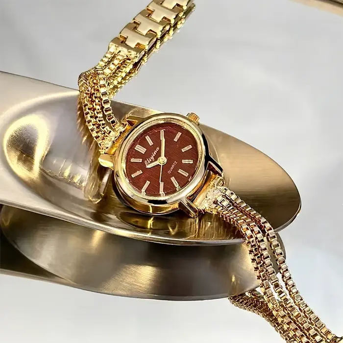 Bracelet de montre élégant à franges pour femme