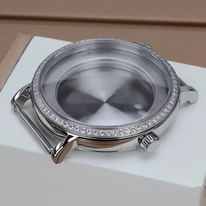 Boîtier de montre argenté de 40mm