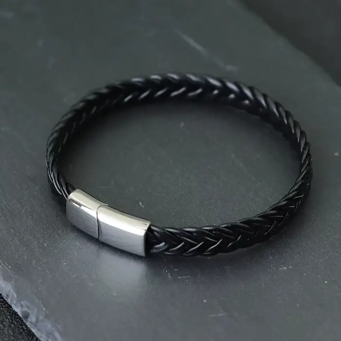 Bracelet en acier inoxydable pour hommes, tressé à la main, en cuir, cadeau pour petit ami, accessoi