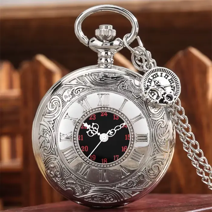 Montre de poche classique avec cadran à chiffres romains