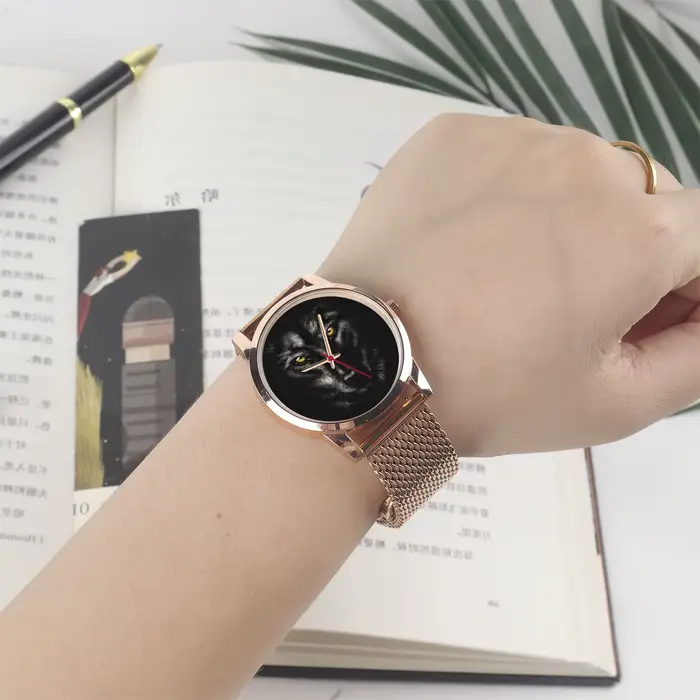 Montre à quartz loup noir pour femme