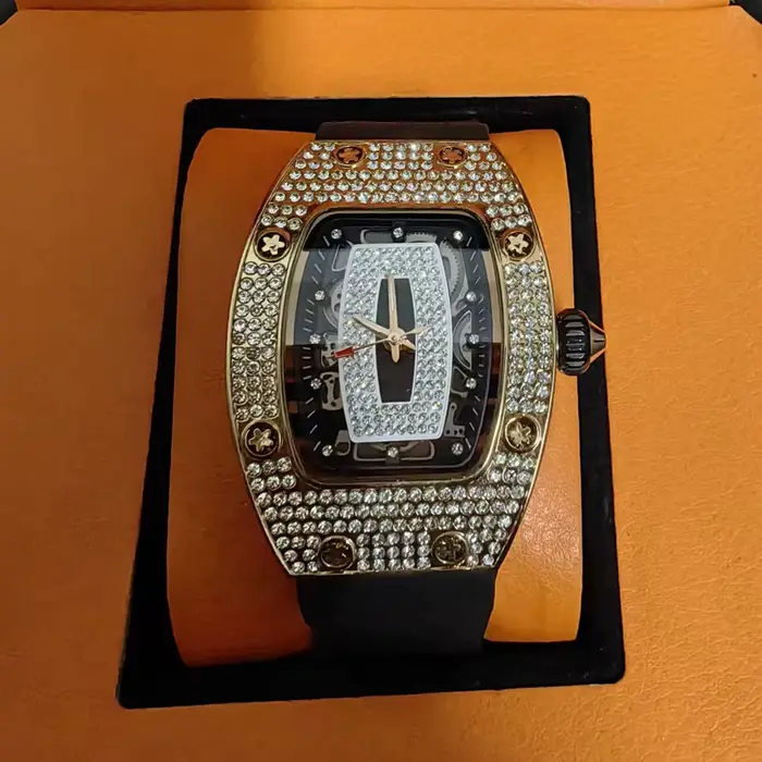 Nouvelle montre de luxe pour femme
