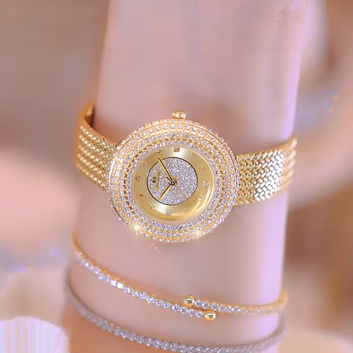 Montres de luxe de mode pour femme nouveau Vintage doré femmes