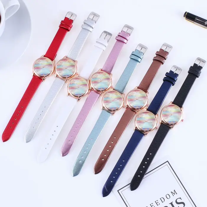Femmes mode arc-en-ciel Montre bracelet en cuir Montre-bracelet décontracté dames
