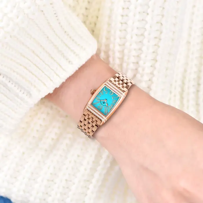Montre Pagani Design en acier inoxydable avec cristal de saphir pour femmes, résistante à l'eau, quartz, boîtier rectangulaire, bracelet en acier inoxydable, fermoir caché à bouton-poussoir, pour occasions spéciales