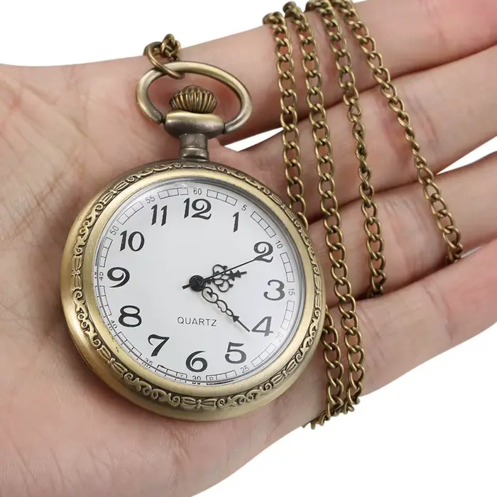 1 pièces montre de poche avec chiffres romains hommes femmes Bronze Quartz sculpté boîtier