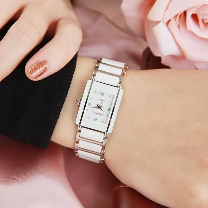 Marque de luxe CHENXI femmes élégantes montre strass blanc argent Simple élégant céramique Bracelet Quartz décontracté dame montre-Bracelet