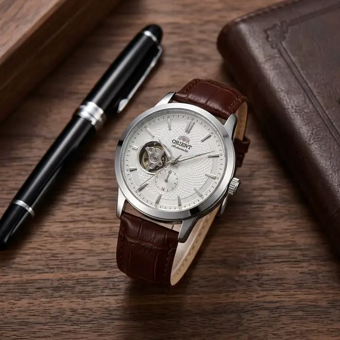 Montre automatique Orient homme squelette bracelet en cuir résistante à l'eau pour hommes occasions formelles et décontractées