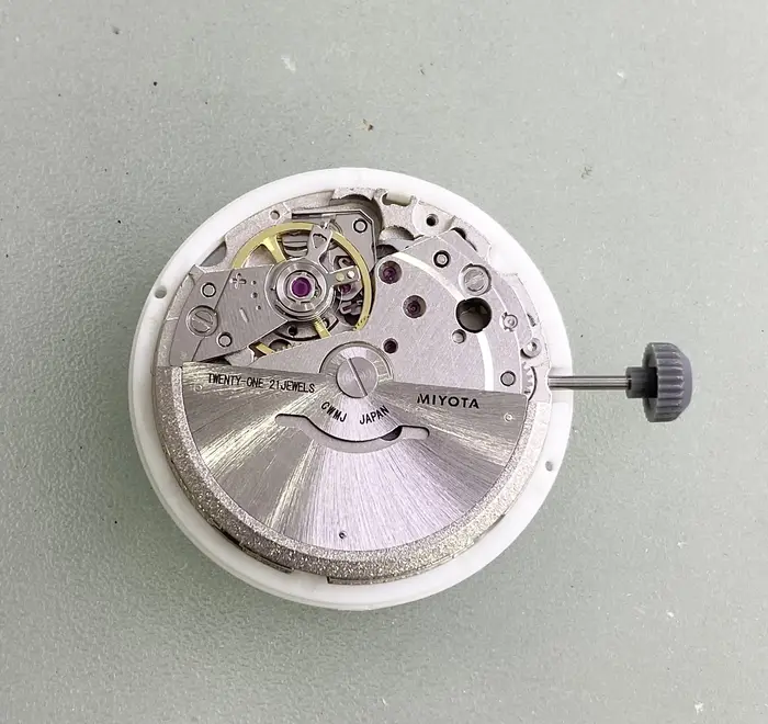 Véritable mécanisme de montre à mouvement mécanique automatique Miyota 8285 Mod Day-Date avec semaine à 12:00/Date à 3:00 heures 21 bijoux