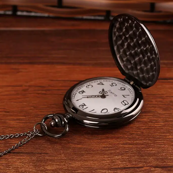 Montre de poche classique BlueLans vintage en silver avec cadran en alliage et fonction rotative pour homme occasions spéciales élégance subtile cadeau parfait