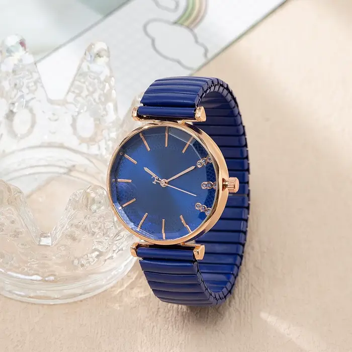 Trésor de luxe bleu Simple cristal dames montre à Quartz décontracté en acier inoxydable bracelet extensible mode femmes robe horloge montres
