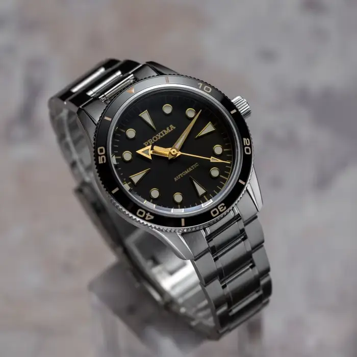 Montre automatique Proxima pour homme avec lunette en céramique et cadran en émail saphir résistante à l'eau pour diverses occasions et activités