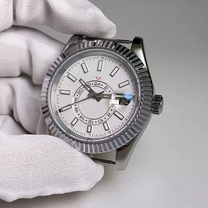 Une toute nouvelle montre-bracelet pour hommes de 39mm