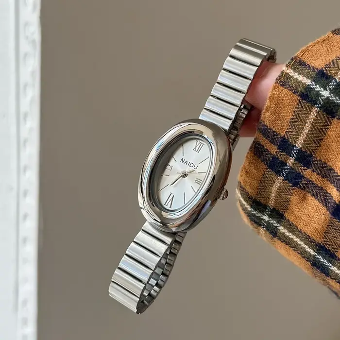 Offre spéciale femmes montre réglable bracelet en acier inoxydable
