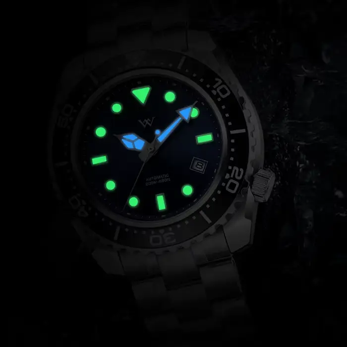 Montre WM, montres mécaniques automatiques