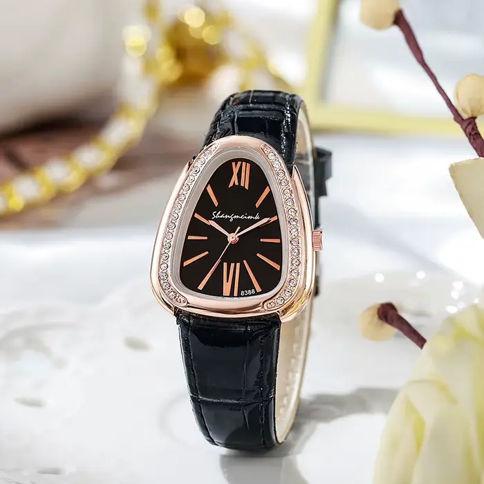 Mode serpent forme cadran femmes montre à Quartz bracelet en cuir décontracté montre-bracelet pour dames horloge cadeau Reloj Mujer (sans boîte)