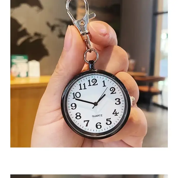 Nouvelle montre de poche à quartz mignonne et compacte avec porte-clés