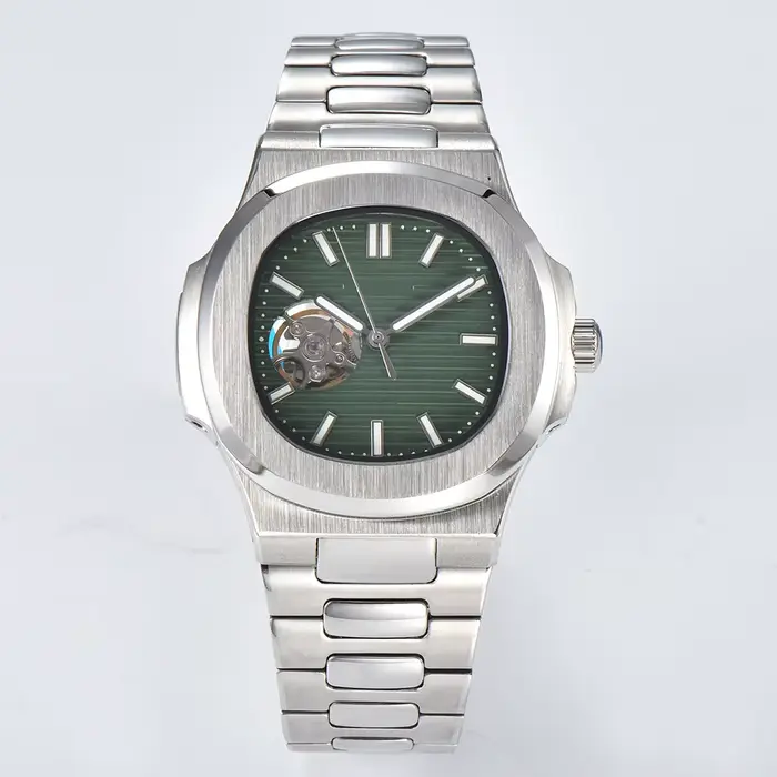 Montre à mouvement NH38 avec logo personnalisable