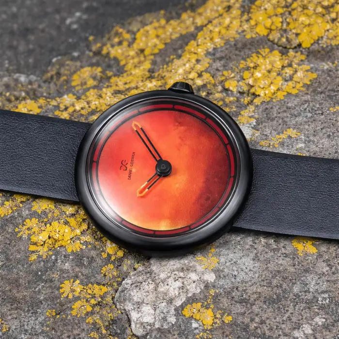 Montre Mars Dial en acier inoxydable avec bracelet en cuir pour homme et femme pour toutes occasions et cadeaux unisexe