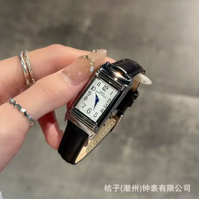 Montre à quartz Re-verso pour femme avec un diamètre de 36 mm d'épaisseur de 10 mm, bracelet en cuir