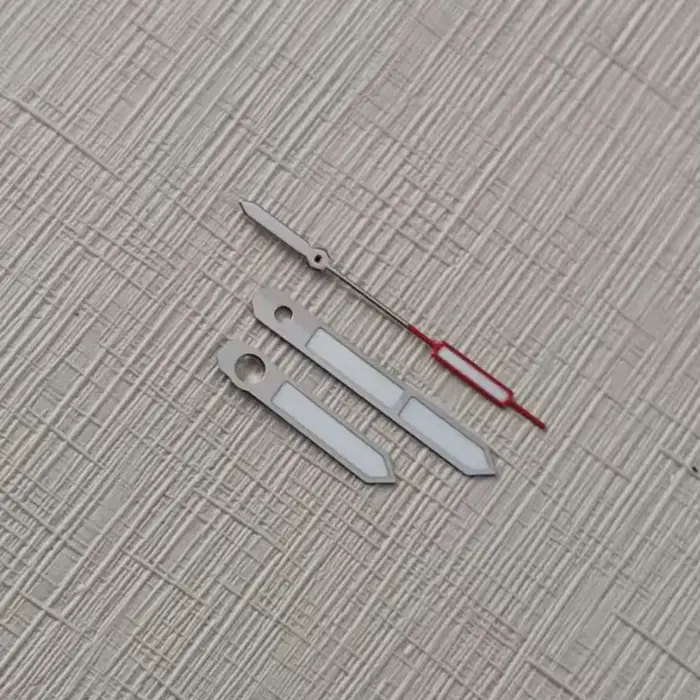 Aiguilles de Montre Modifiées